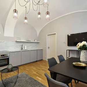 Crown 6 Appartement