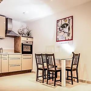  Apartament Wohnen Im Herzen Von Budget