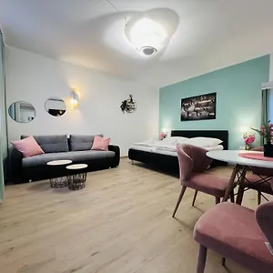 Apartment Wf-apartment Westbahnhof, Vienna